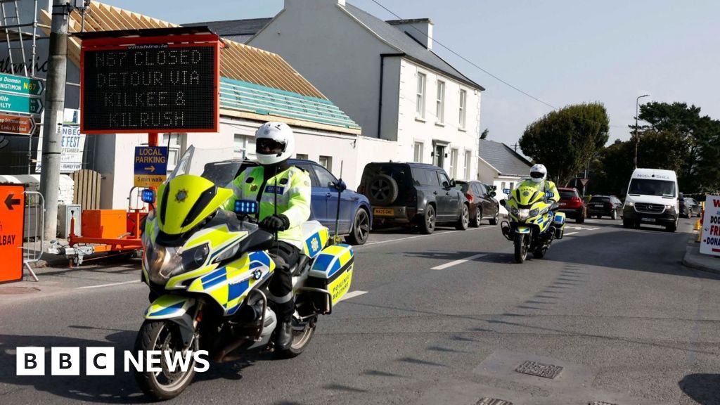 Huge security operation under way for Trump's visit to Ireland - BBC