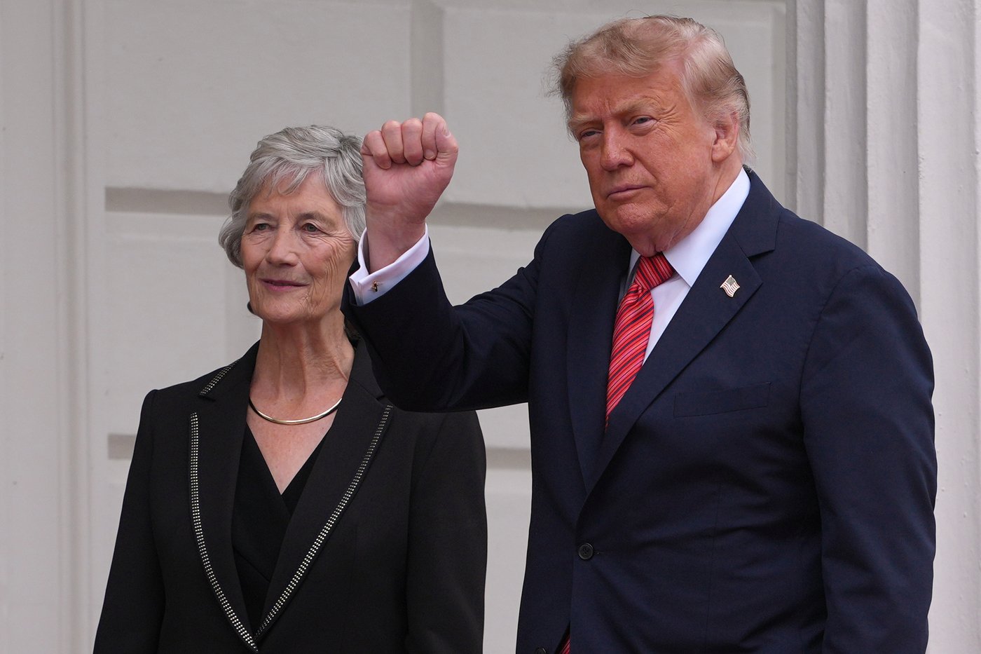 Trump says he'd like to see a unified Ireland as he visits for golf at his Doonbeg course | iNFOnews.ca
