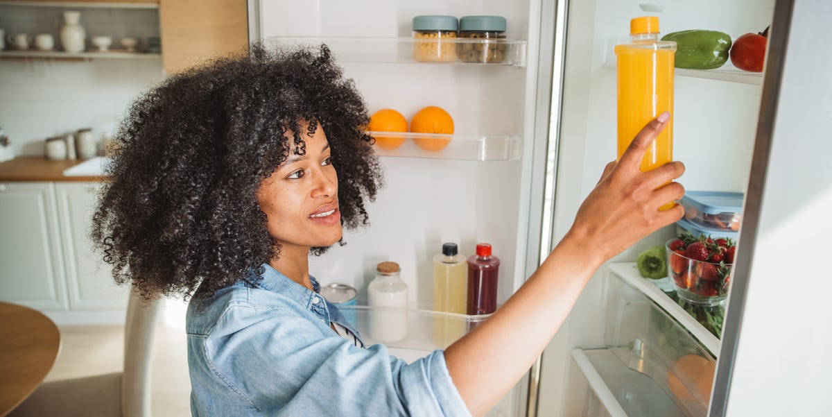 How to Tell if You’re Not Getting Enough Fiber, per R.D.s