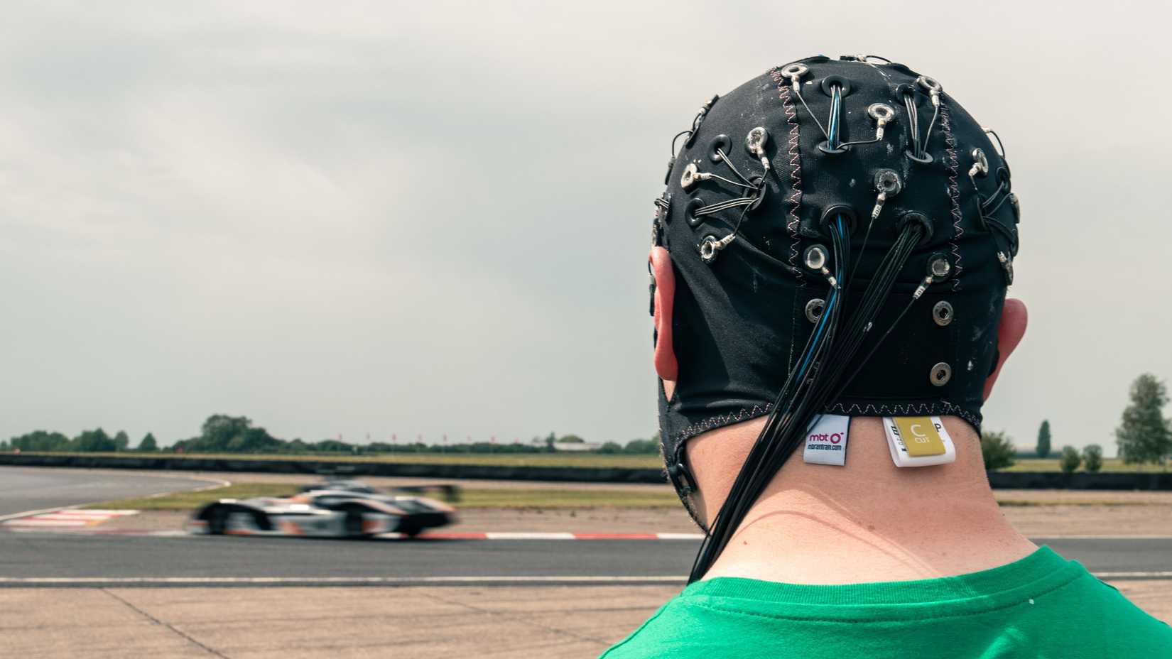castrol-thrill-of-driving-cap-wearer-by-track
