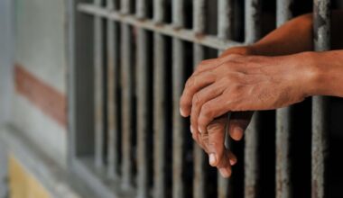 Lawsuit accuses Florida of violating rights of defendants with mental illness held in jail without treatment