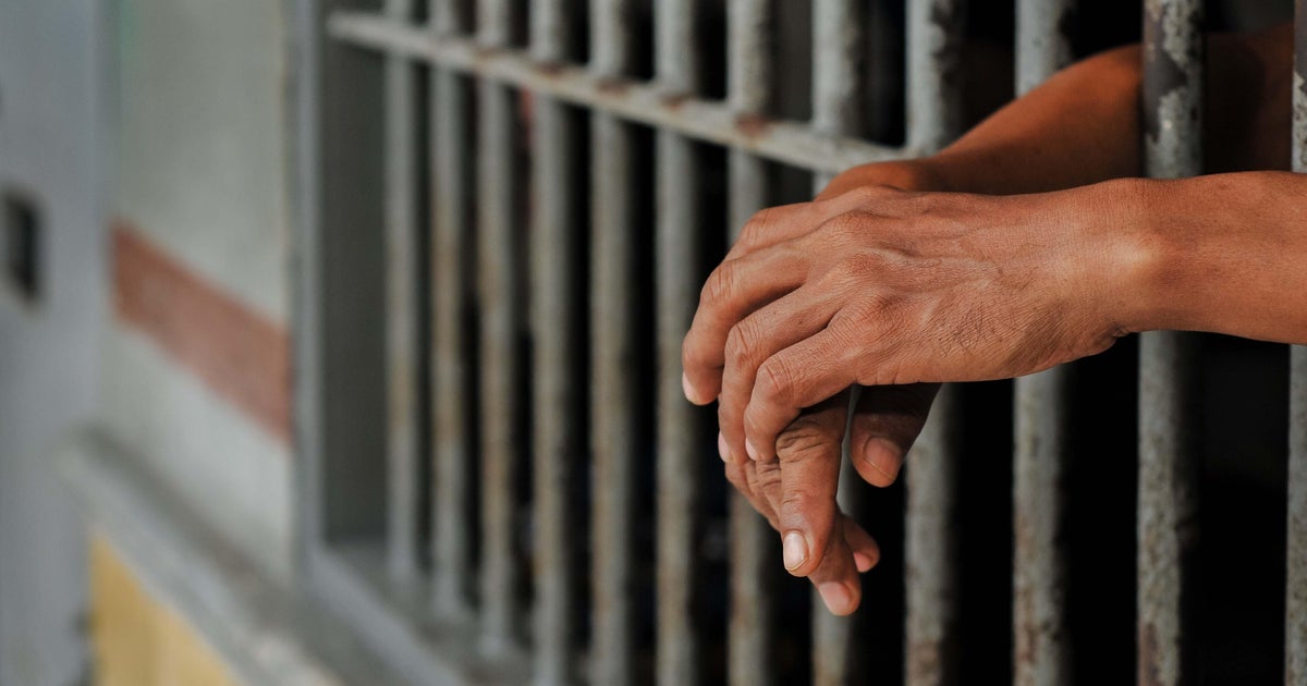 Lawsuit accuses Florida of violating rights of defendants with mental illness held in jail without treatment
