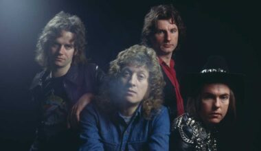 Slade in 1975, studio portrait