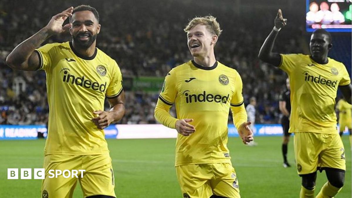 Callum Wilson, Keane Lewis-Potter and El Hadji Malick Diouf celebrating for Brentford