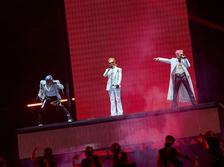 K-pop boy band BIGBANG performs during its first concert as a full group in nine years, marking the 20th anniversary of its debut. Courtesy of YG Entertainment