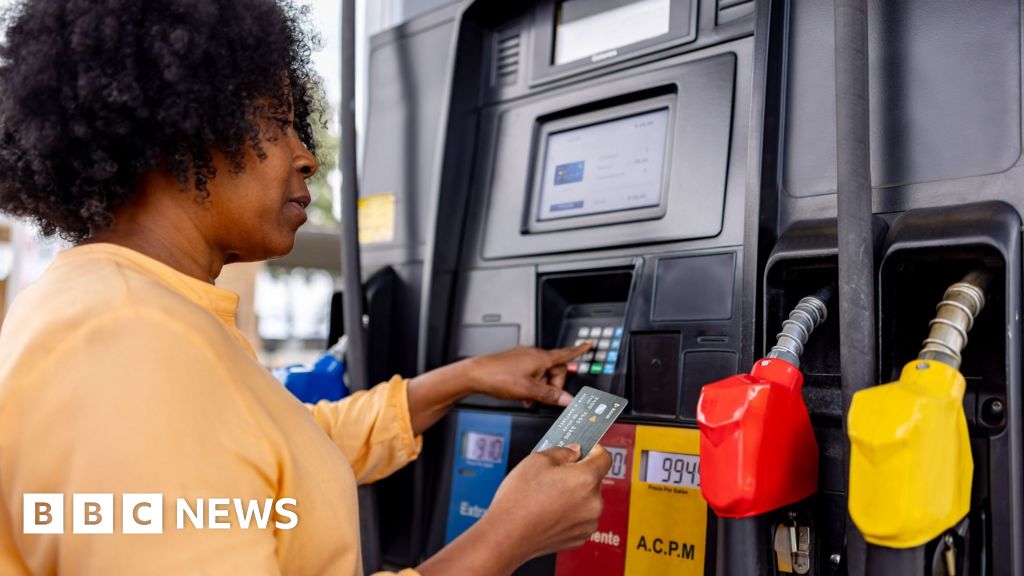 US prices remain high as fuel costs squeeze household budgets - BBC