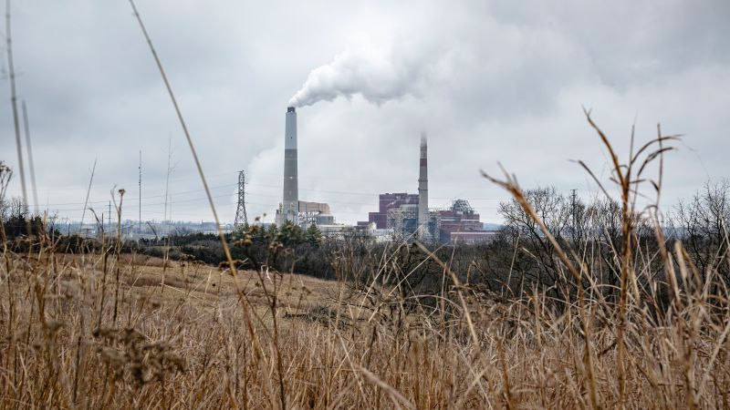 Trump administration removes power plant pollution limits