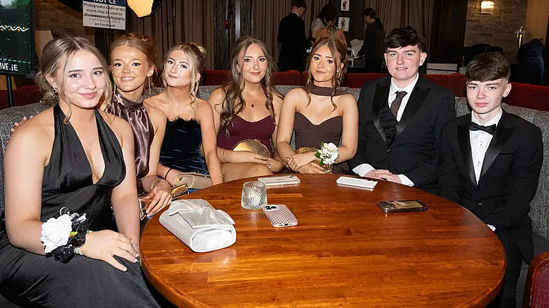 Glamour and style reign supreme at Deele College prom!