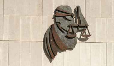 State withdraws legal case against garda charged with unlawfully disclosing information