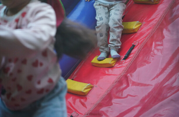 Large outbreak of aggressive strain of MRSA superbug in Ireland was linked to bouncy castles