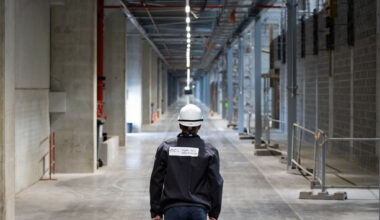 Builders prepare to ramp up data centre expansion