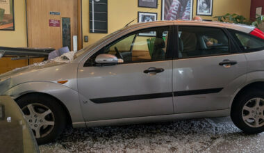 Driver (70s) injured after car crashes through front of Costa at Dublin shopping centre