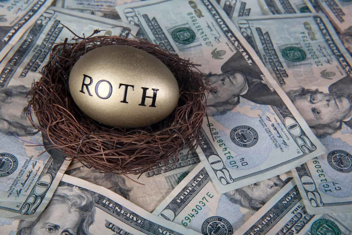 How a Roth IRA Can Keep Thousands More of Your High-Yield Dividend Income Compounding