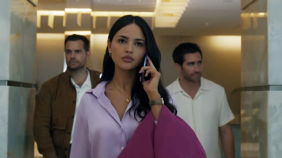 In The Grey Official Trailer in the grey official trailer