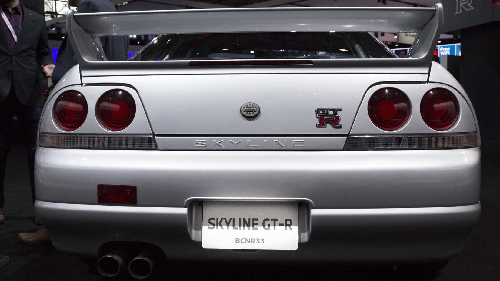 Nissan_1995_Skyline_GT-R_6