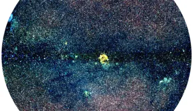 The color image shows X-ray sources in the western galactic hemisphere plotted in red, green, and blue, corresponding to soft (0.5-1.0 keV), medium (0.5-1.0 keV) and hard (1.0-2.0 keV) emissions, respectively. Credit &amp; ©: Jeremy Sanders / MPE