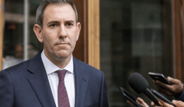 Chalmers Faces House Price Questions in Political Update