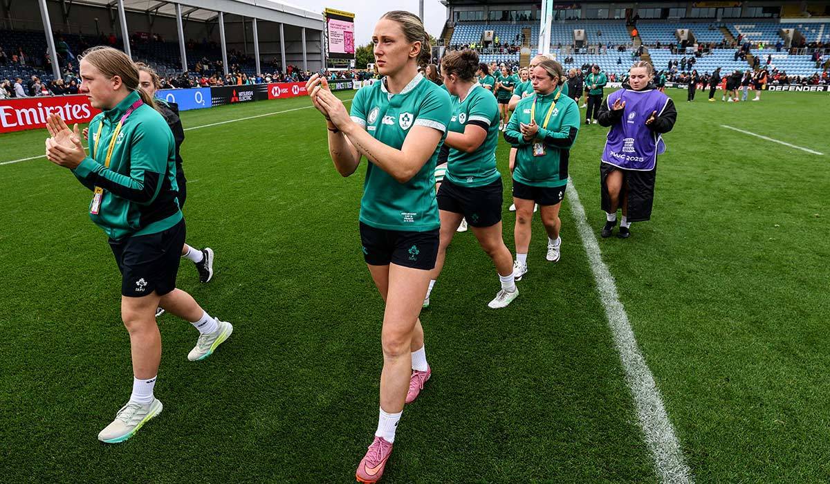 The Ireland team applaud the fans dejected after the game . Pic: INPHO/Ben Brady