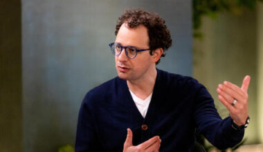 Anthropic pushes back IPO as investors await one of AI’s biggest public-market tests