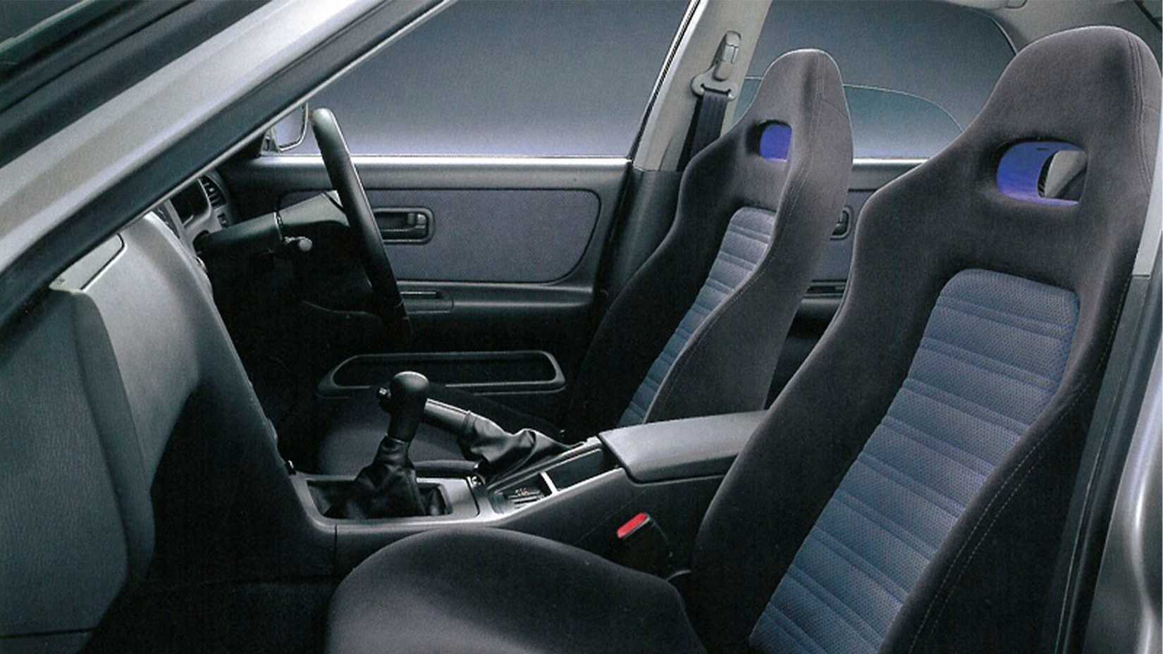 Nissan Skyline GT-R (R33) Autech 40th Anniversary Edition rear front