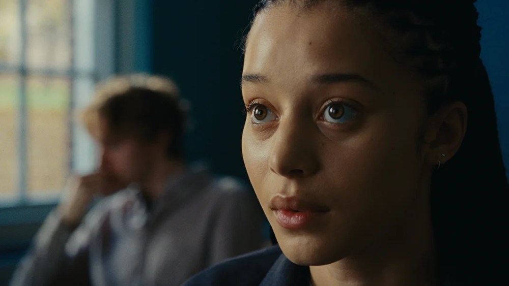 'The Julia Set' Review: Chase Infiniti Confirms Her Movie-Star Mettle