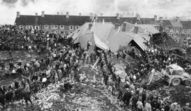 60th anniversary of Aberfan disaster marked in UK