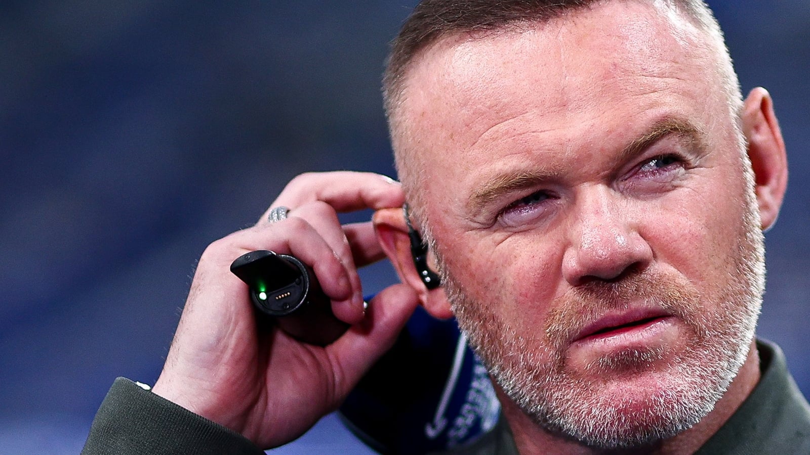 Rooney urges 'selfish babies' at United to look in mirror
