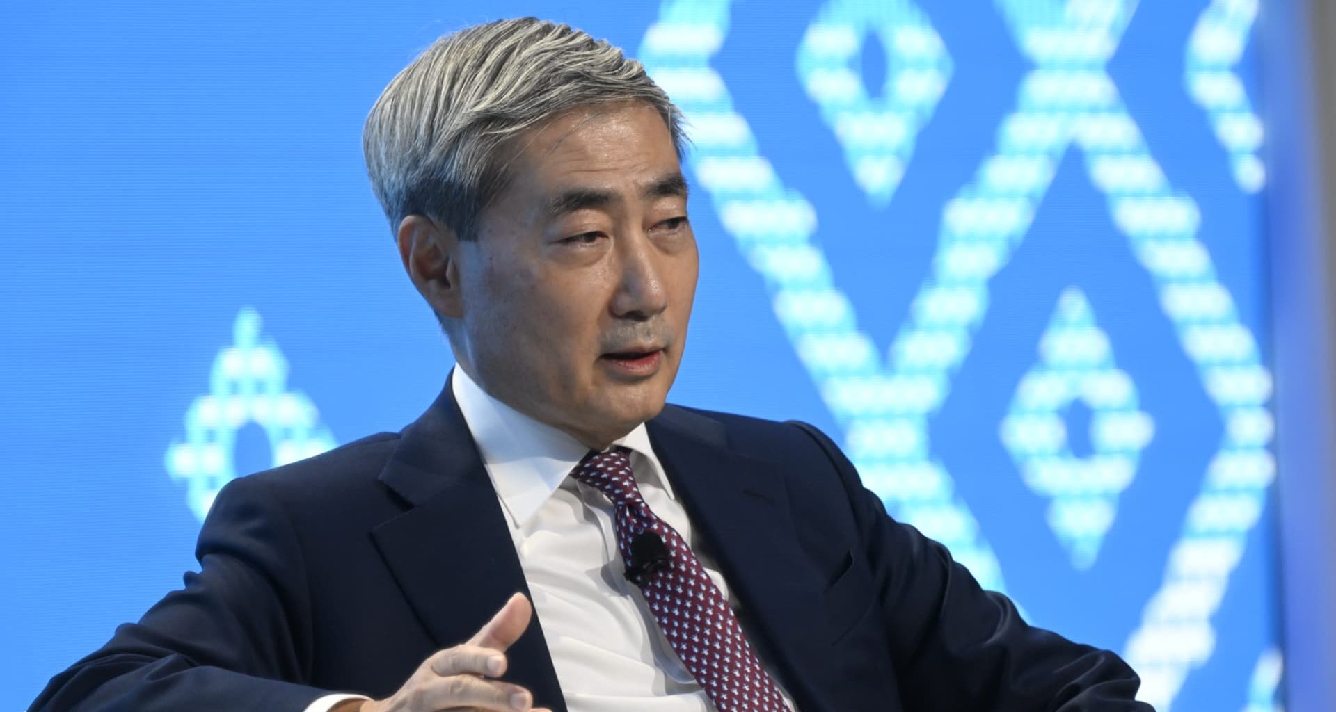 Bank of Korea holds rates after President Lee calls for boosting housing supply