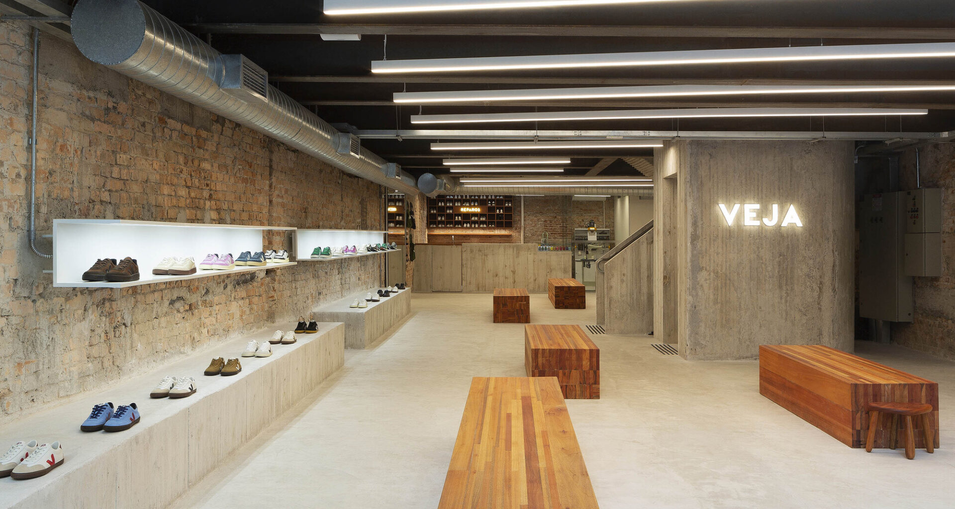 Veja São Paulo Store / Roberto Somlo Arquitetura
