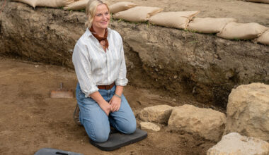 Trailer: Amy Poehler & Mike Schur's "DIG"