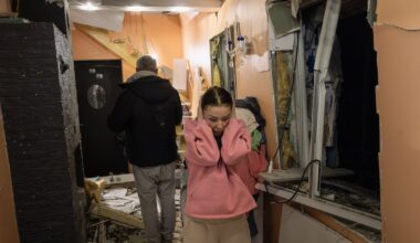 Russia drops cluster warheads on Kyiv after Witkoff-Putin peace talks – The Irish Times