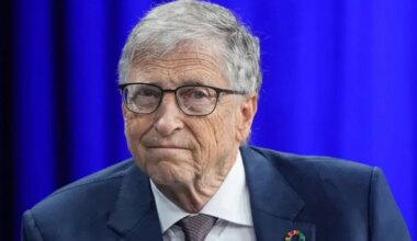 "Hire The Robot, Fire The Human": Bill Gates' Warning, Then Microsoft Buyouts