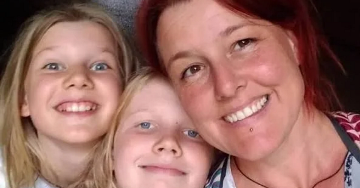 Fundraising appeal for devoted Donegal mum-of-two with stage four cancer