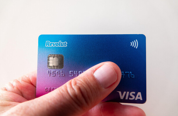 Revolut customers experienced a short outage this afternoon