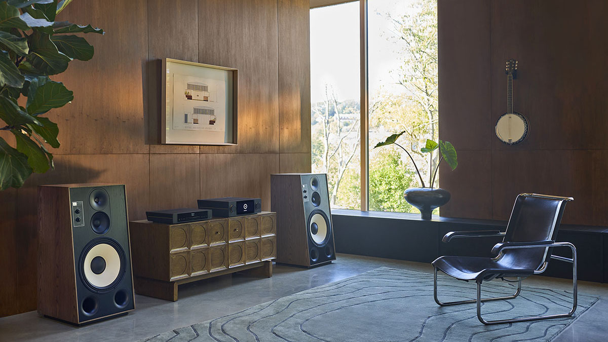 JBL Expands Classic Series with L150 Speakers Featuring Modern Acoustic Engineering