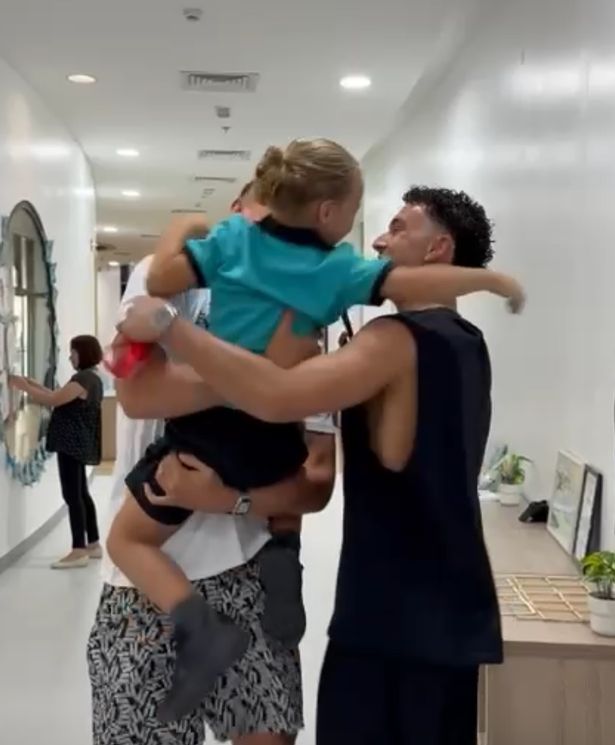 Kate Ferdinand and husband Rio with kids