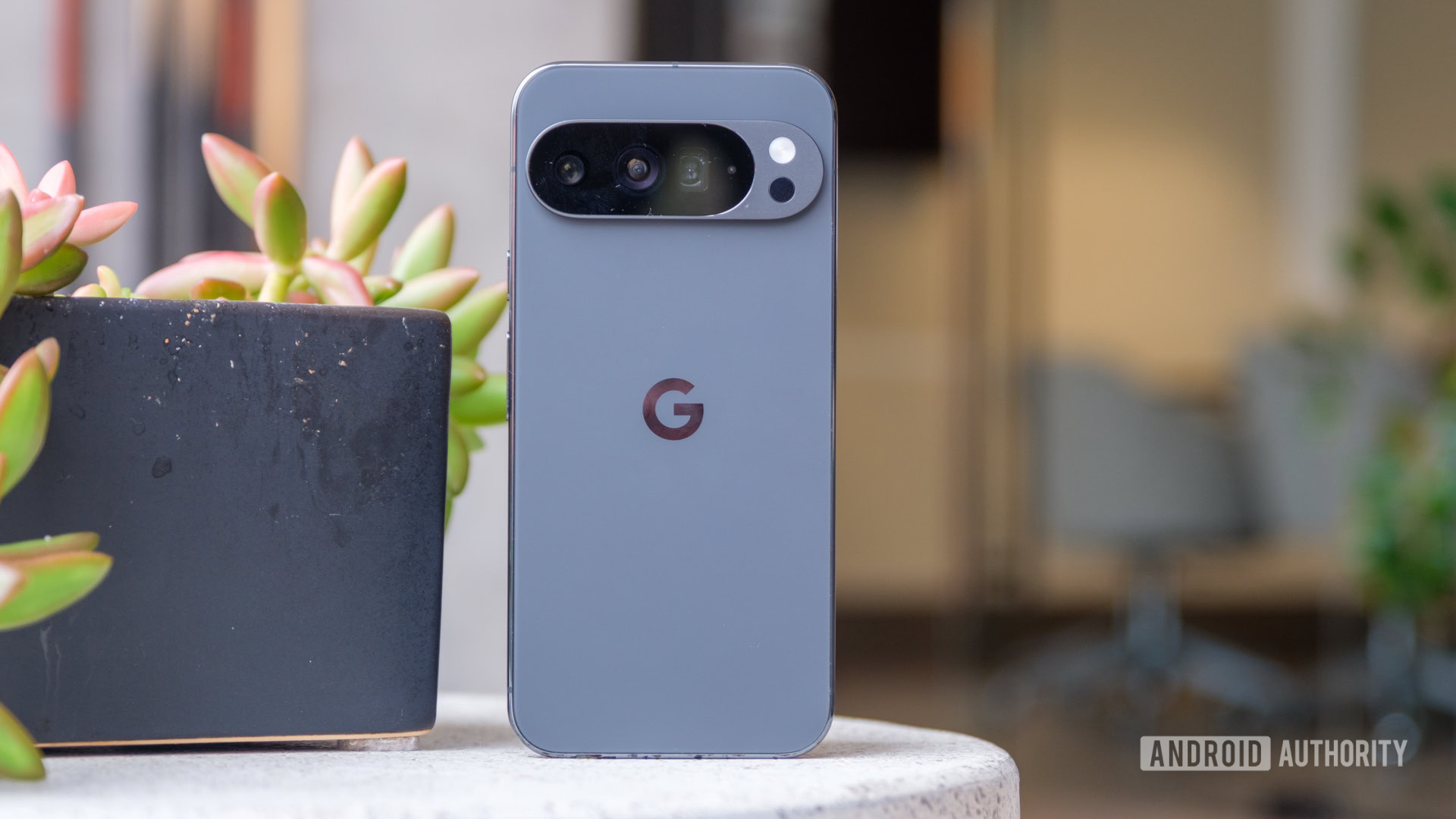 Google Pixel 10 Pro XL hero