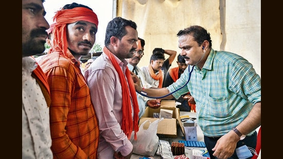 IMA doctors warned that allowing CCMP-trained practitioners to prescribe modern medicines could lead to misdiagnosis, antibiotic resistance, and even patient deaths, especially in rural areas. (REPRESENTATIVE PIC)