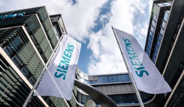 Siemens AG Considers Spin-Off Of Siemens Healthineers Stake