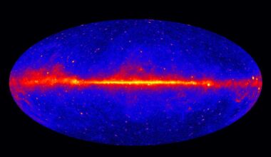Mysterious glow at center of Milky Way may be from dark matter