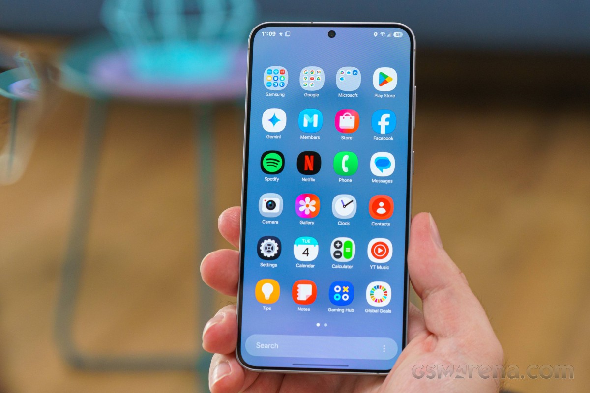 Samsung may have delayed the One UI 8.5 beta program, here's why