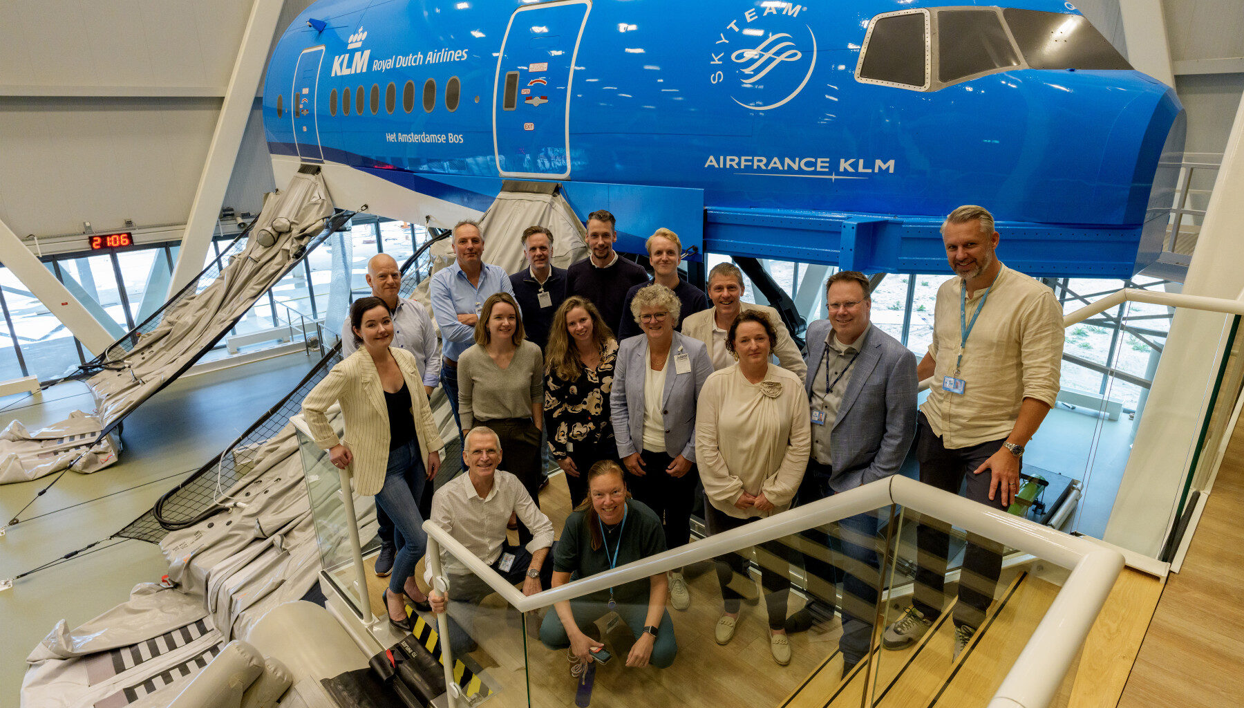 KLM shares expertise in simulator training to strengthen the healthcare sector