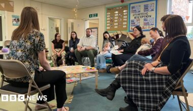 Young parents in a group discussion about the importance of healthy eating for their babies