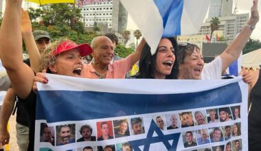 Israel says Hamas to free all surviving hostages Monday as Gaza ceasefire holds for third day-Xinhua