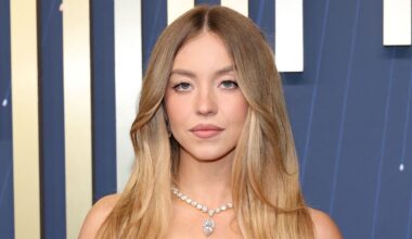 Sydney Sweeney Unveils A Short Bleached Bob