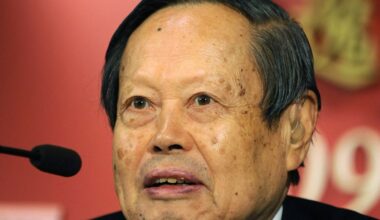 Chinese Nobel Prize-winning physicist Chen Ning Yang dies at 103