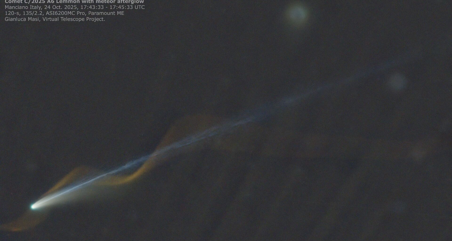 Glowing meteor trail photobombs Comet Lemmon in incredible telescope image