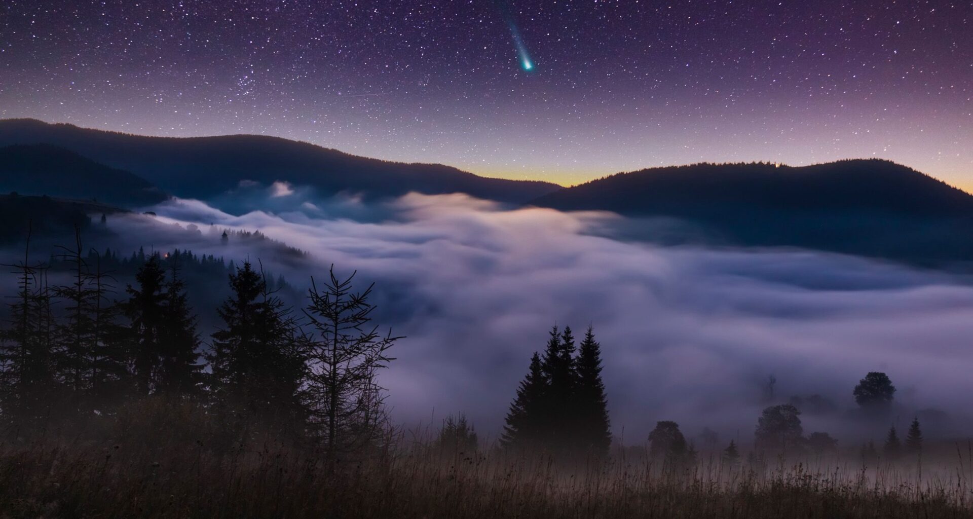 Chasing comets: How to photograph these cosmic visitors like a pro