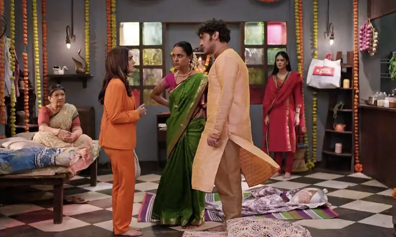 Mitali reaches Vrinda’s house