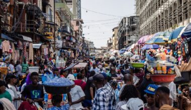 Report: Over 40% of Nigeria's informal businesses make less than $12 daily